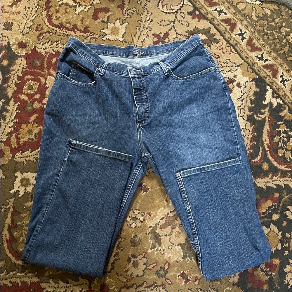 Riders Jeans w/ stitching on pockets